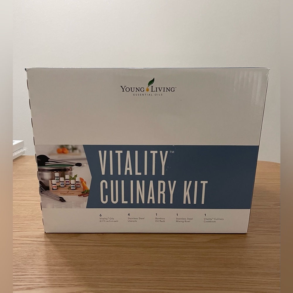 YOUNG LIVING Vitality Culinary Kit Mixing Bowl & Utensils